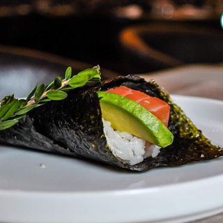 Temaki salmone 2pz