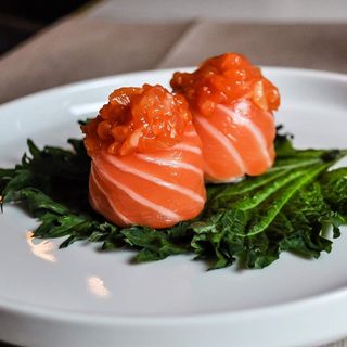 gunkan salmone 4pz