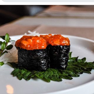 Gunkan salmone con alghe(4pz)