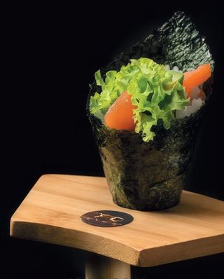 254. Temaki philadelphia