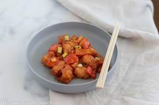 35 Pollo con salsa piccante