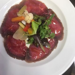 magatello salado con giardiniera