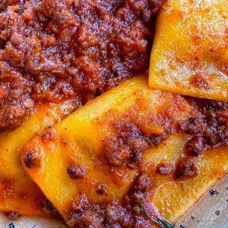 Tortelli di patate al ragù di manzo