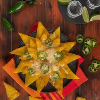 Nachos con guacamole