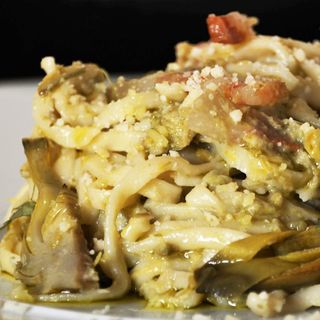 Tonnarello Rustico Pancetta, Crema di Carciofi, Provola Affumicata e Pecorino