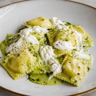Ravioli Mojito con Crema di Zucchine e Stracciatella