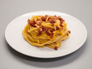 Tonnarello Rustico Pancetta, Crema di Zucca, Provola Affumicata e Pecorino 