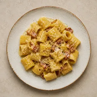 Mezze Maniche alla Carbonara