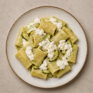 Paccheri con Crema di Zucchine e Stracciatella