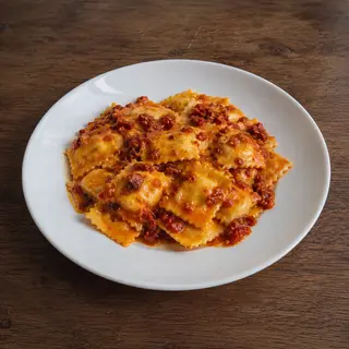 Ravioli ricotta e menta con ’nduja