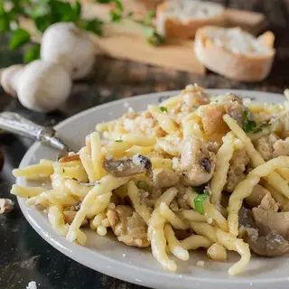 Trofie Funghi e Provola