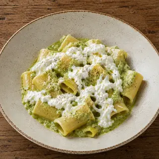 Paccheri alla Crema di Zucchine e Stracciatella