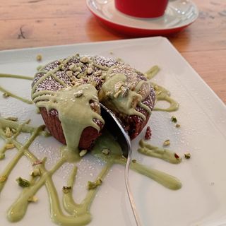 Tortino cioccolato con fondente al pistacchio