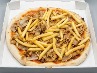 Pizza kebab con patate
