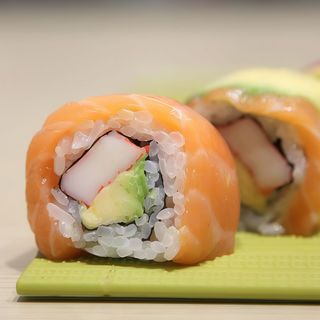 Rainbow roll - 4 pezzi