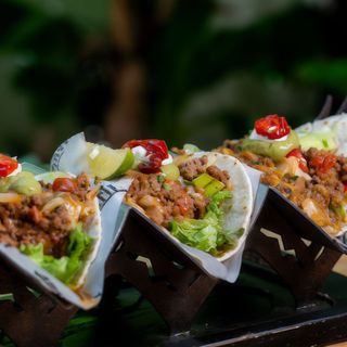 TACOS DE PICADILLO/MINCED MEAT TACOS