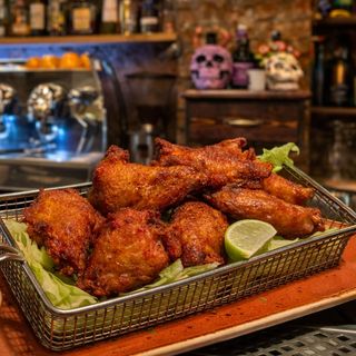 ALITAS DE POLLO/CHICKEN WINGS