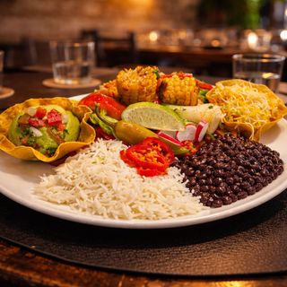 FAJITAS VEGETARIANAS/VEGETARIAN FAJITAS