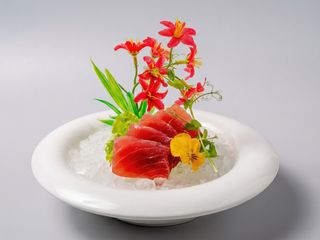 58. Sashimi maguro