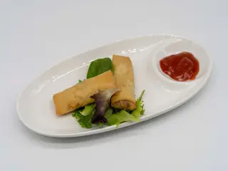 1) Involtini primavera 2 pezzi