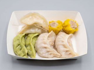 Ravioli misto - 8 pezzi 什锦饺