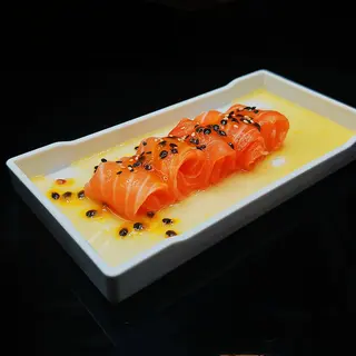102. Carpaccio salmone - 10 pezzi