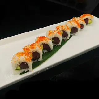 30. Uramaki maguro