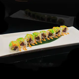 36. Uramaki spicy maguro