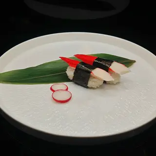 5.  Nigiri Surimi granchio
