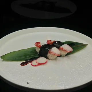 9. Nigiri Tako polpo cotto