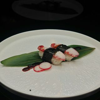 9. Nigiri Tako polpo cotto