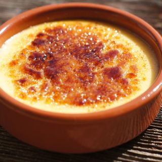 Crema catalana in coccio
