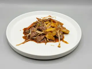 60c. Vitello e verdure miste