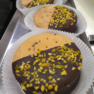 Biscotto Cioccogel.....fiordipanna e Pistacchio...