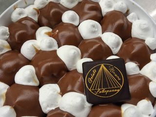 Profiteroles al caramello salato 5/6 P