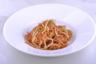 107A Spaghetti di soia con verdure