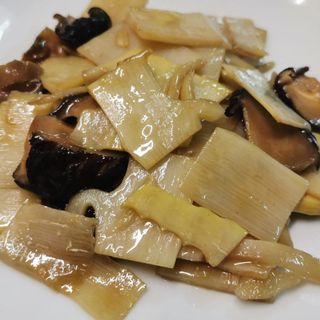 A207.Funghi e bambù saltati