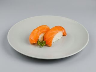 61. Nigiri sake aburi