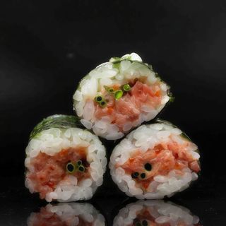 Hosso Maki “Tuna-Spicy”