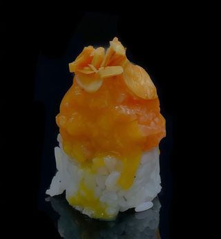 Mango-Salmon Maki Roll (NEW EDITION)