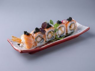 U8. Uramaki ebiten tiger