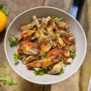 Insalatona Di pollo