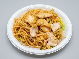 Linguini saltati con carne