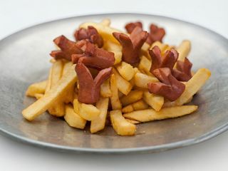 Patatine e würstel
