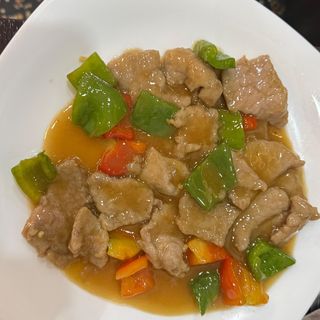 87. Vitello con peperoni