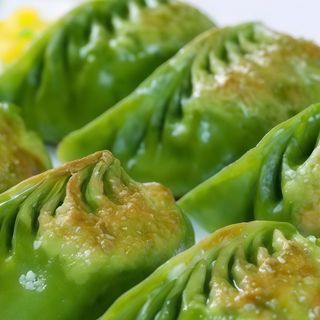 Raviolo alla griglia con verdure A - 6 pezzi（素煎饺A）