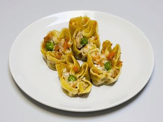 04 Ravioli di gamberi al vapore o griglia - 4 pezzi