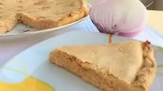 Pizza di cipolle