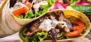 Piadina kebab di pollo carne fresca