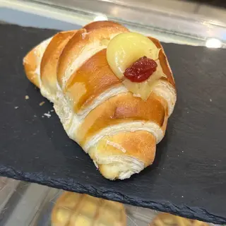 Cornetto crema e amarena